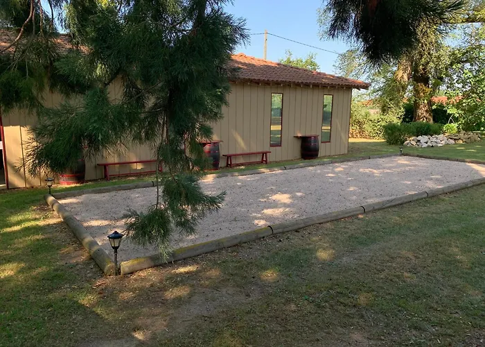 Château De Boubène Apartamento *