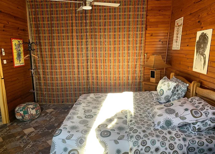 Château De Boubène Apartamento *